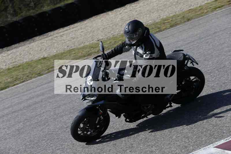 /01 02.04.2026 MAZ ADR/Gruppe gelb Gruppe gruen/52